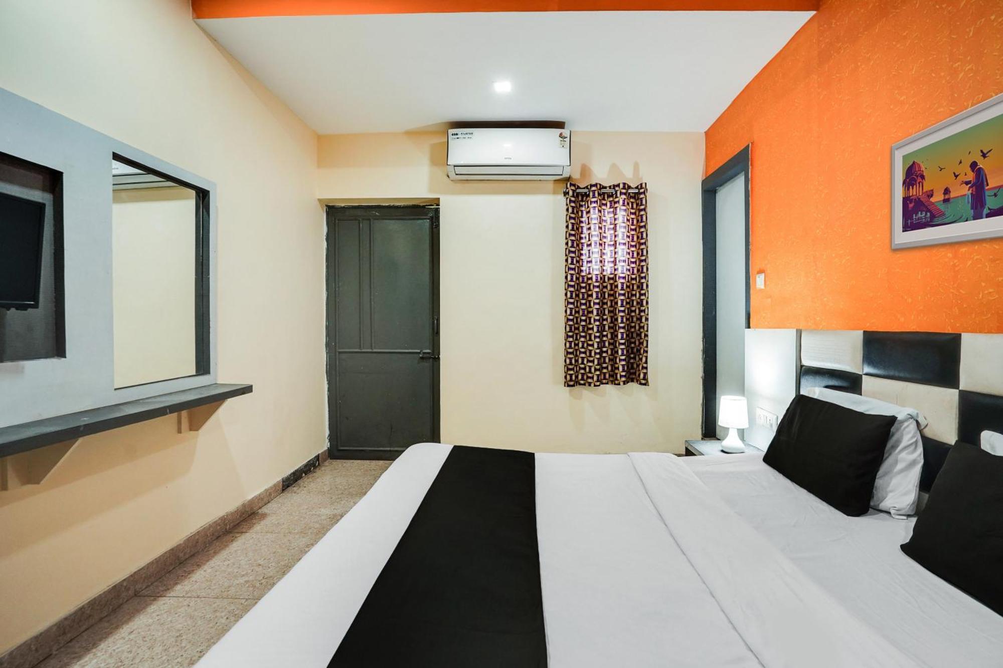 Hotel O Crystal Αχμπανταμπάντ Εξωτερικό φωτογραφία