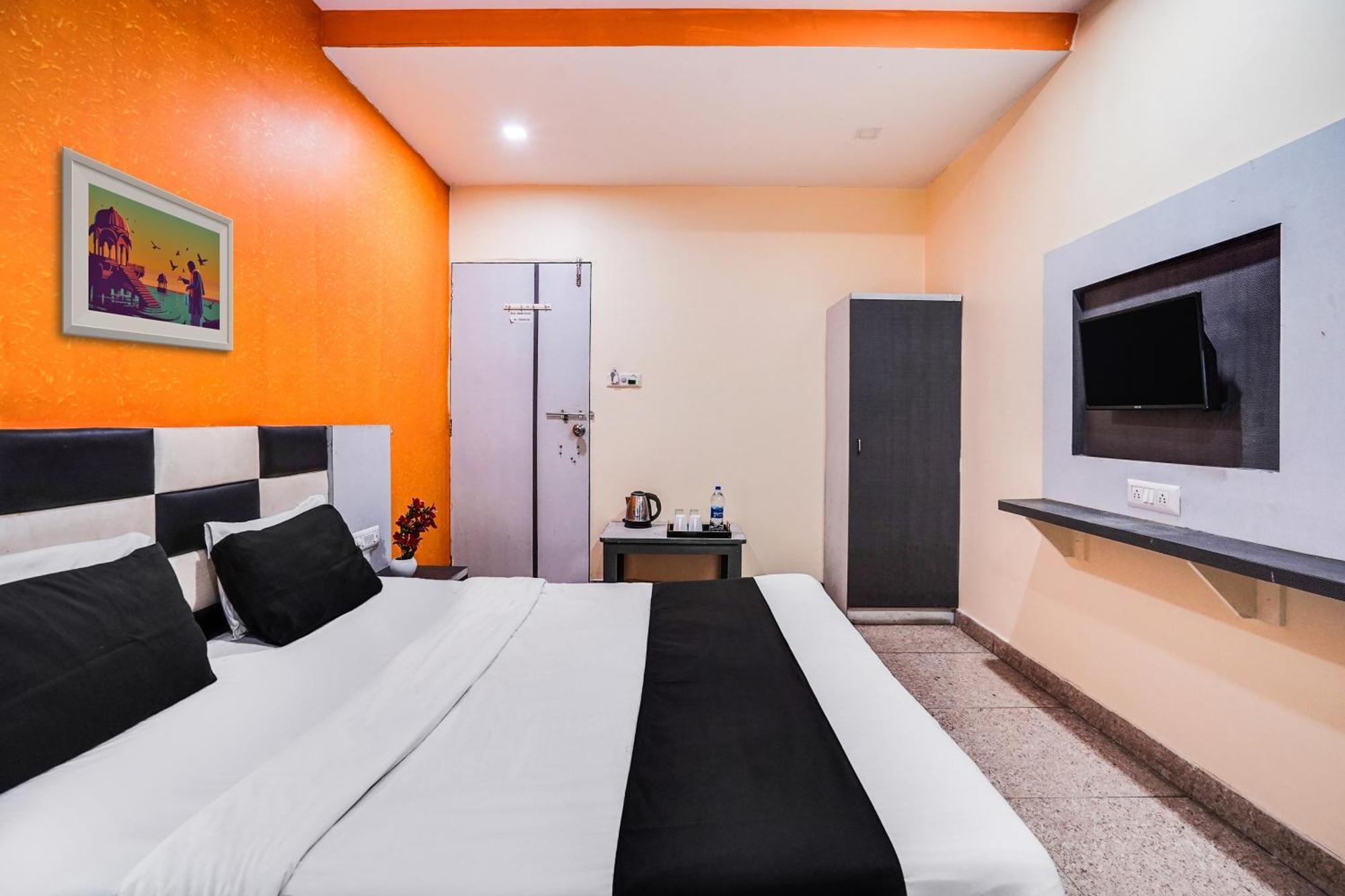 Hotel O Crystal Αχμπανταμπάντ Εξωτερικό φωτογραφία