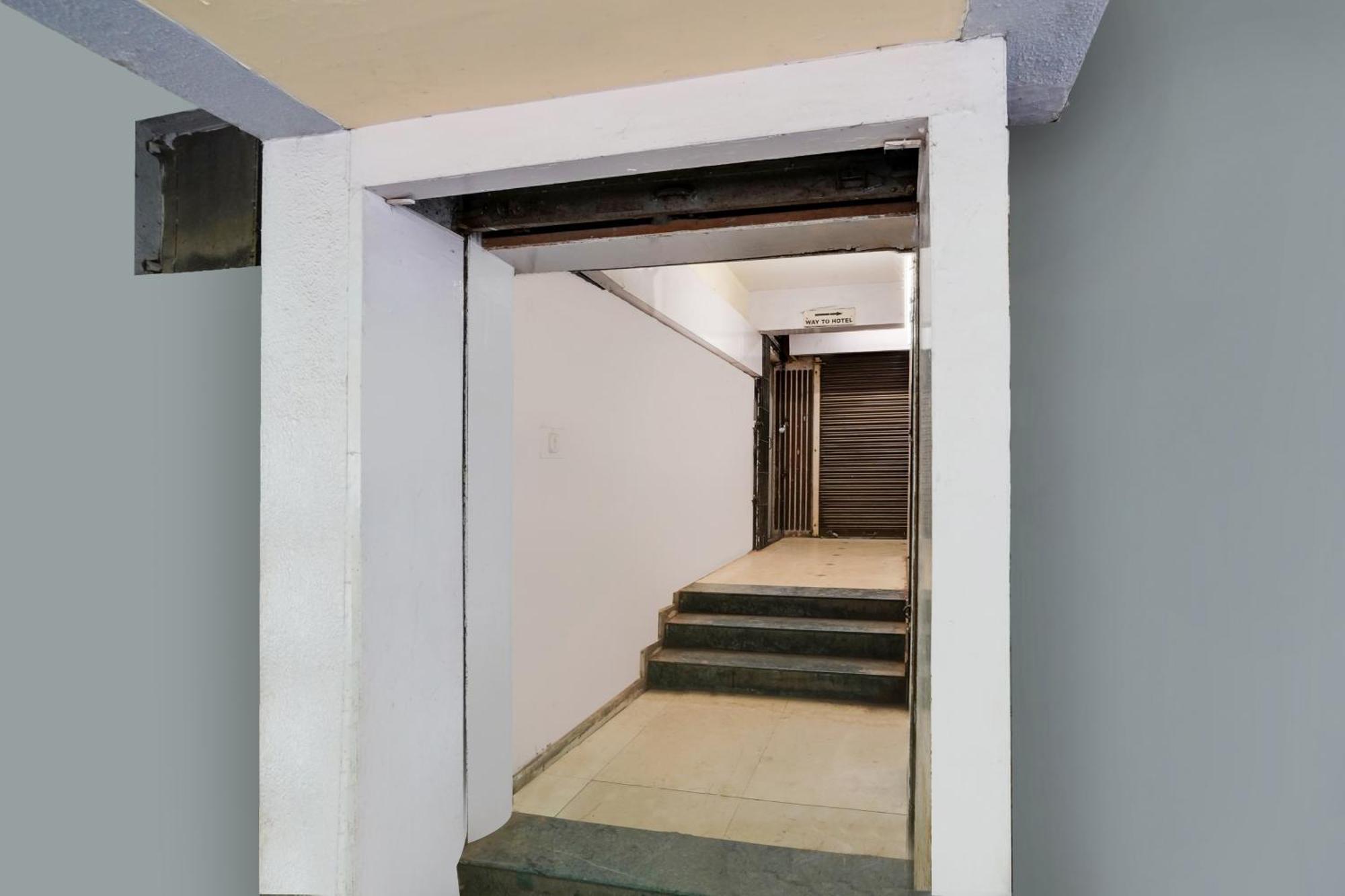 Hotel O Crystal Αχμπανταμπάντ Εξωτερικό φωτογραφία